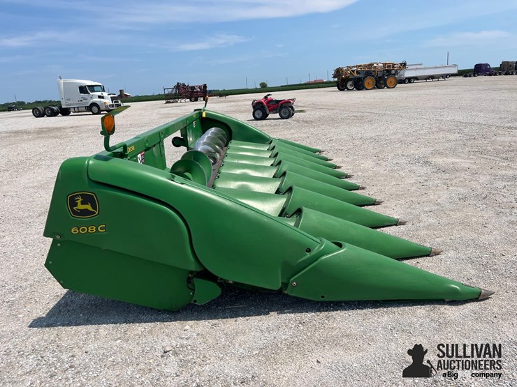 2012-john-deere-608c-image-4