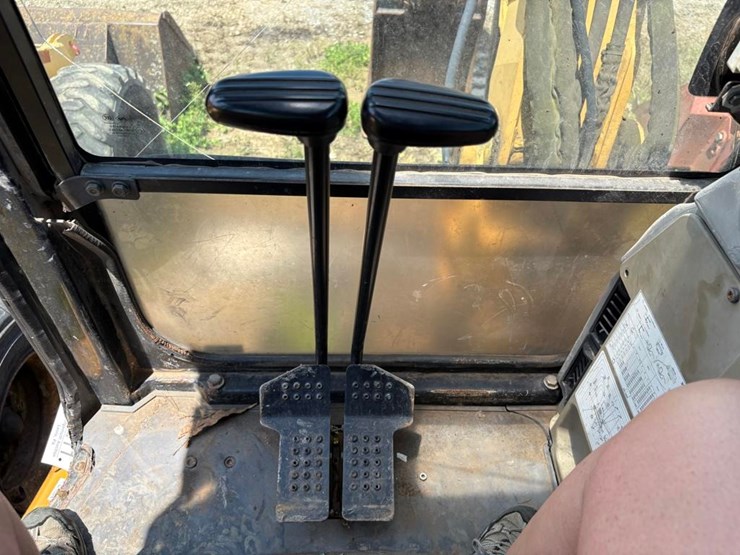 2010-caterpillar-305c-cr-image-21