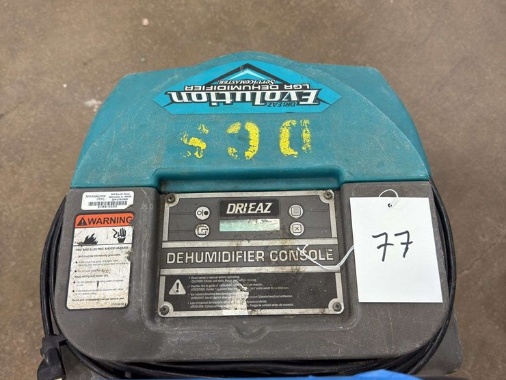 drieaz-dehumidifier-console-model-#-f292-sm-total-hours-6068-image-2