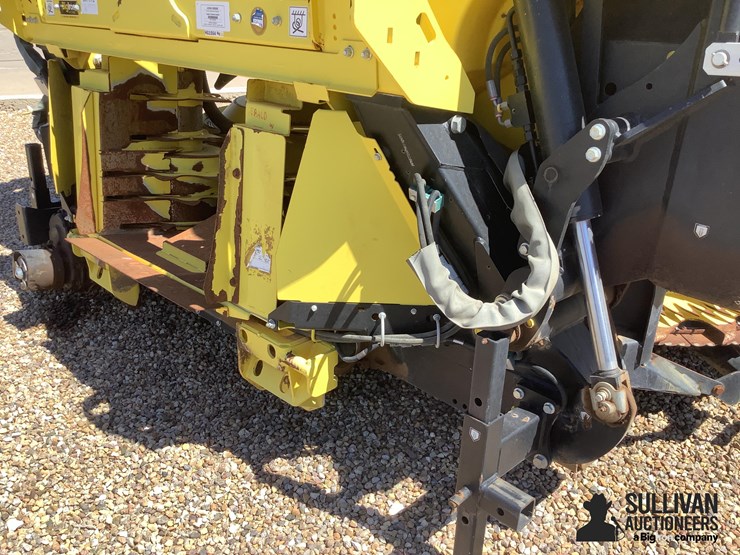 2022-john-deere-772-image-7