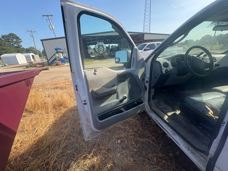 2005-ford-f150-image-28