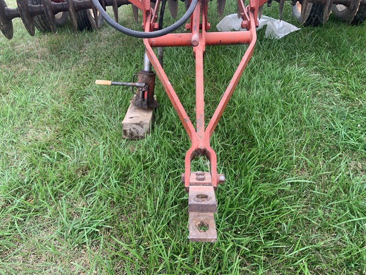 22’-ih-480-wing-fold-disc-image-3