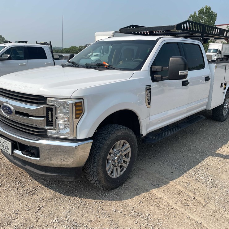 2019 FORD F350 XLT