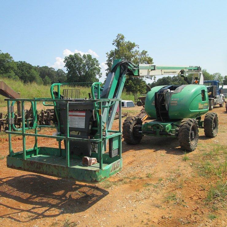 2015 JLG 600AJN