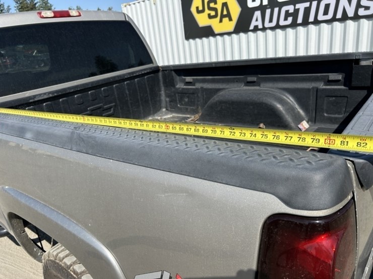 2003-chevrolet-silverado-1500hd-image-35