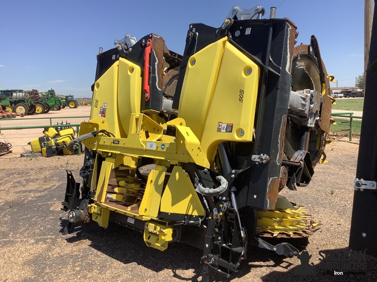 2023-john-deere-772-image-5