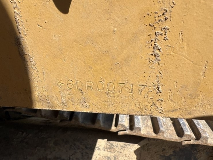 caterpillar-330b-image-22