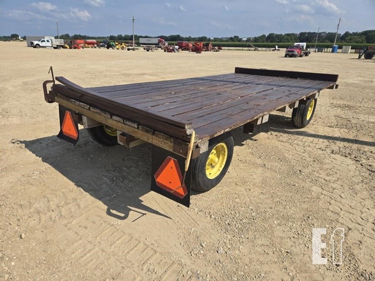 john-deere-1065a-image-8