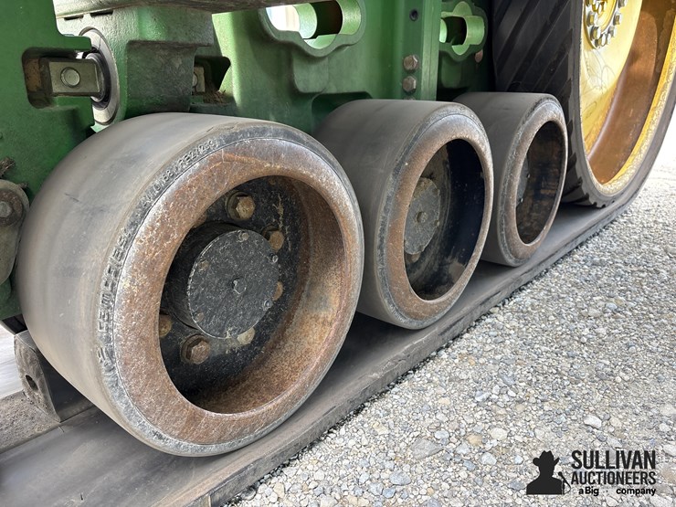 2011-john-deere-8335rt-image-16