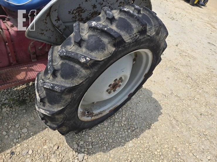 ford-tractor-image-6