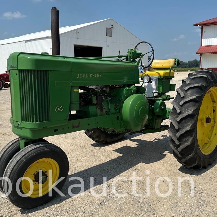 JOHN DEERE 60