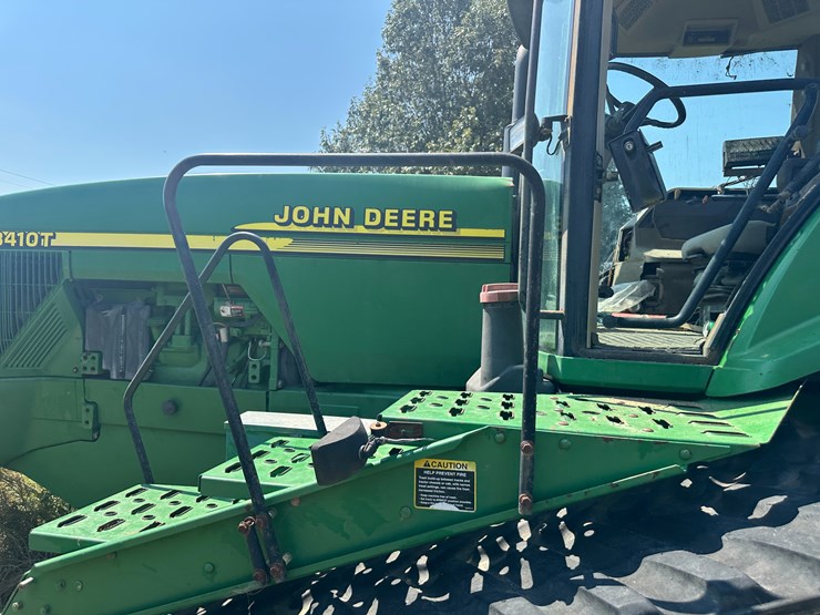2000-john-deere-8410t-image-31