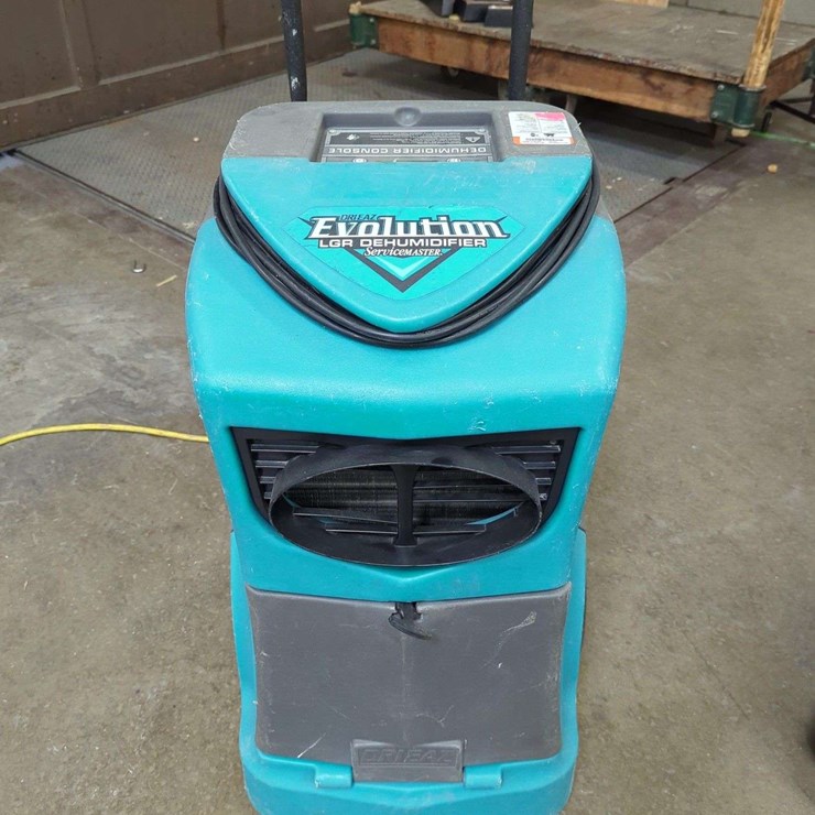 (1) Dri-eaz Evolution LRG Dehumidifier
