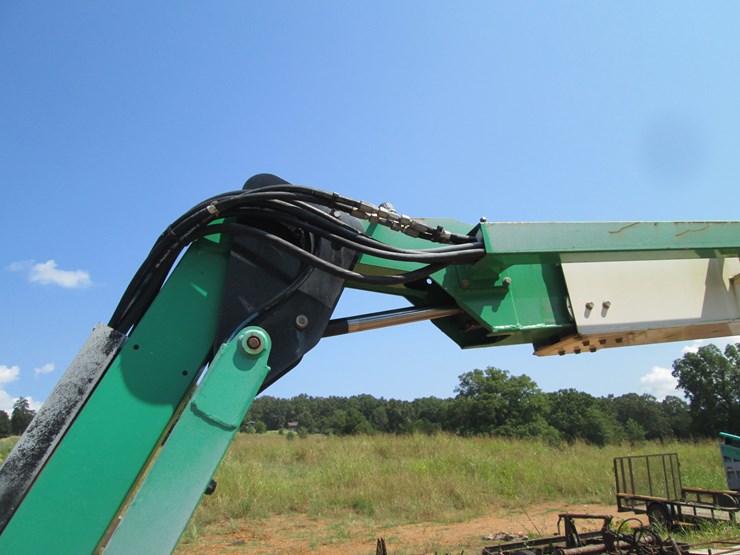 2015-jlg-600ajn-image-38