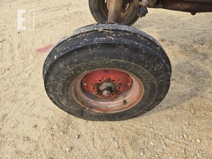 massey-ferguson-65-image-4