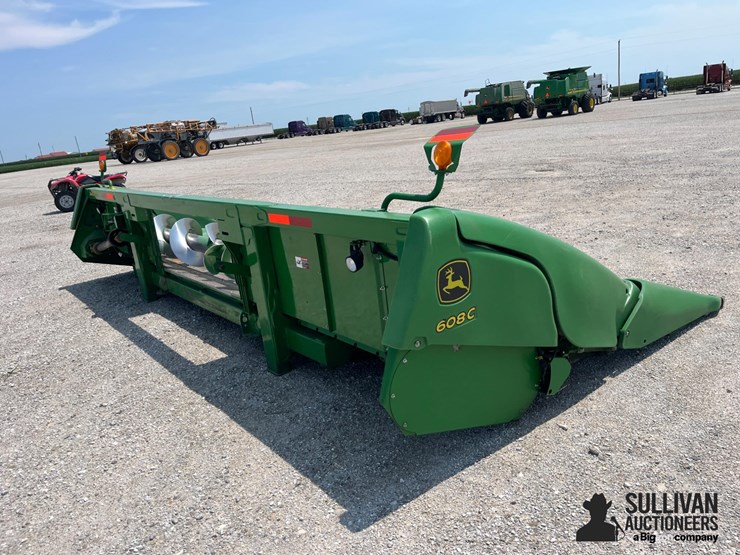 2012-john-deere-608c-image-5