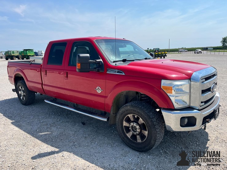 2013-ford-f250-lariat-image-3