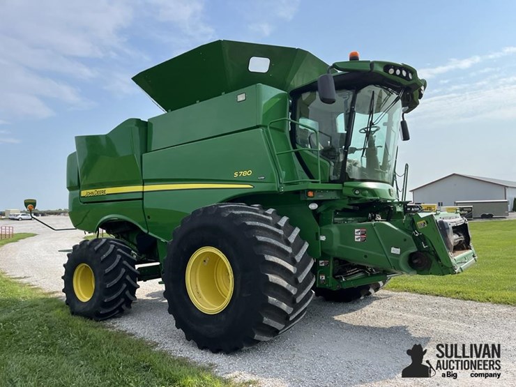2018-john-deere-s780-image-3