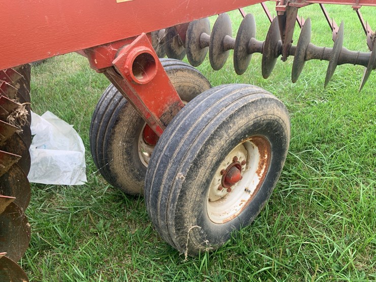 22’-ih-480-wing-fold-disc-image-4