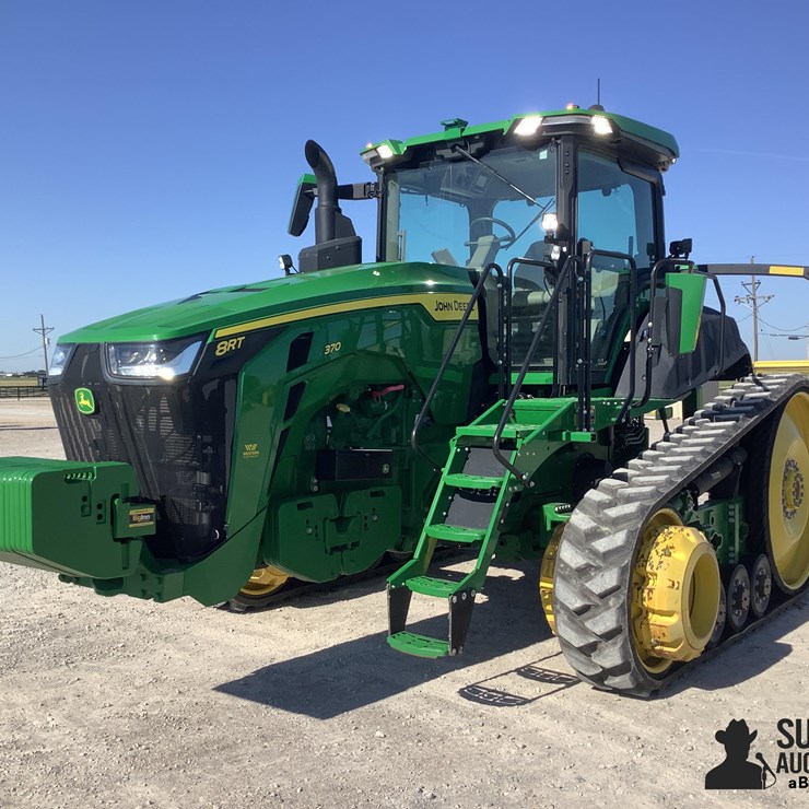 2023 JOHN DEERE 8RT 370