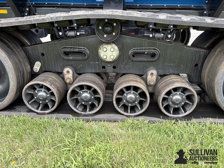 2020-kinze-1305-image-11