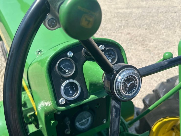 john-deere-730-image-17
