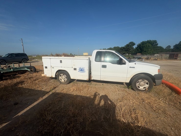 2005-ford-f150-image-19