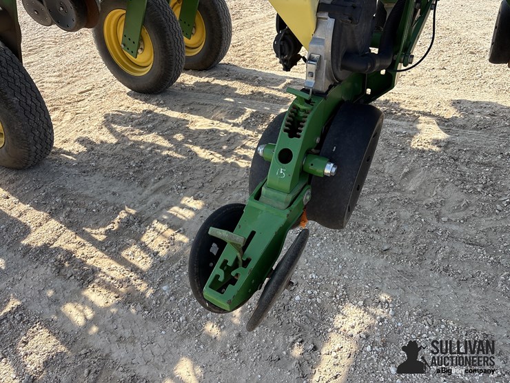 2012-john-deere-1770nt-image-18