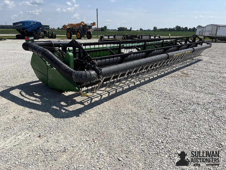 2011-john-deere-630f-image-3