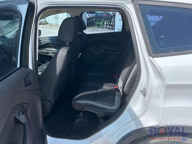 2016-ford-escape-image-16