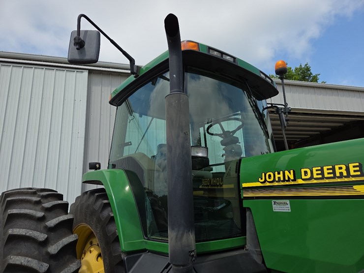 john-deere-8310-image-33