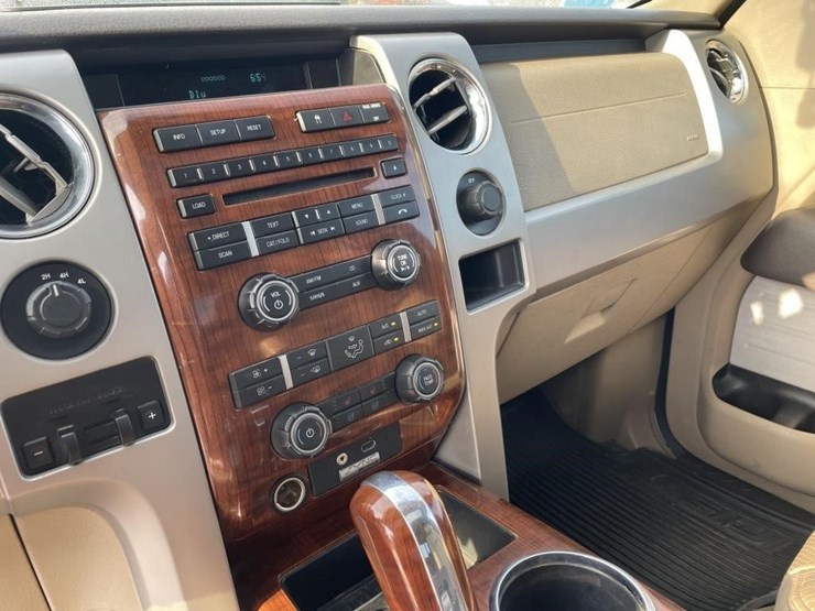 2010-ford-f150-lariat-image-23