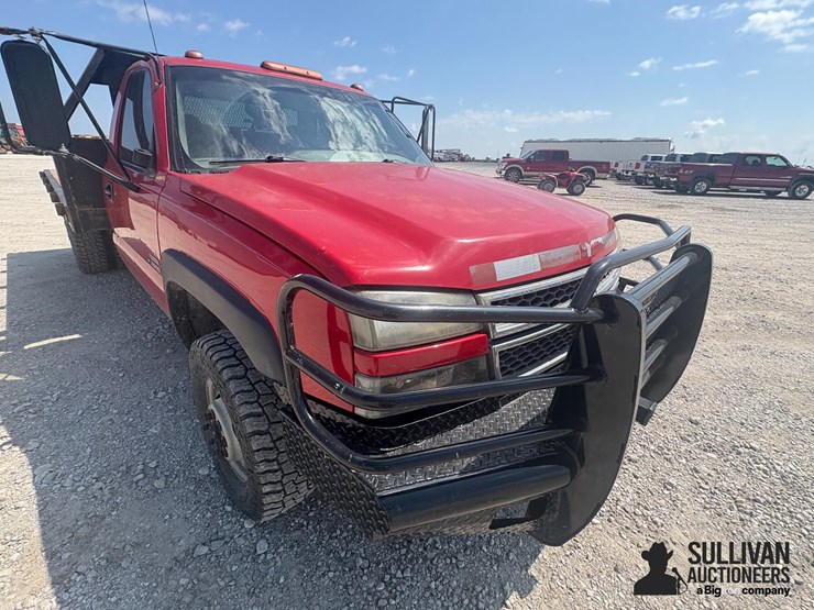 2005-chevrolet-3500-image-20