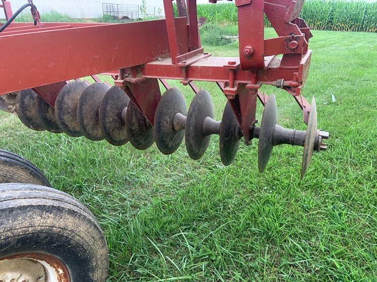 22’-ih-480-wing-fold-disc-image-7