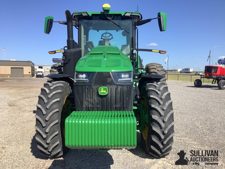 2023-john-deere-8r-250-image-2