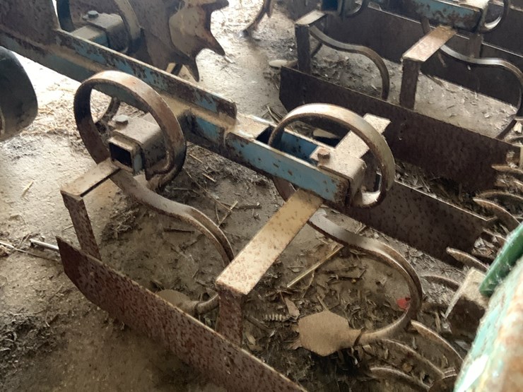 allied-8-row-cultivator-image-9