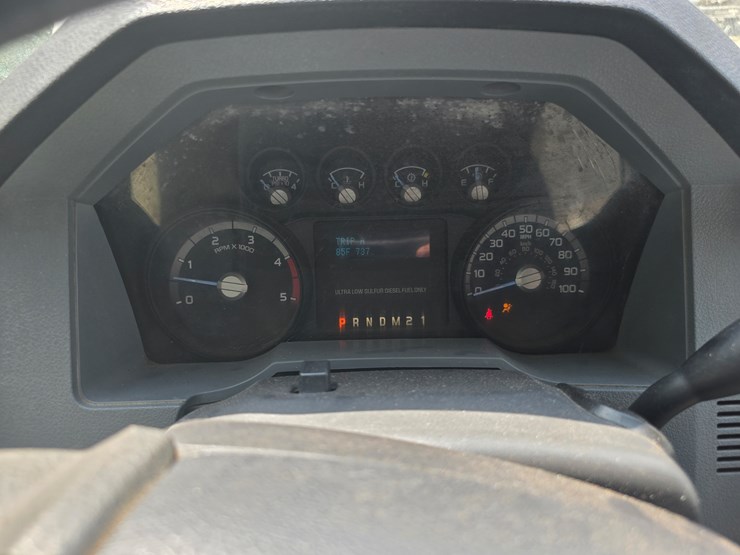 2011-ford-f550-image-77