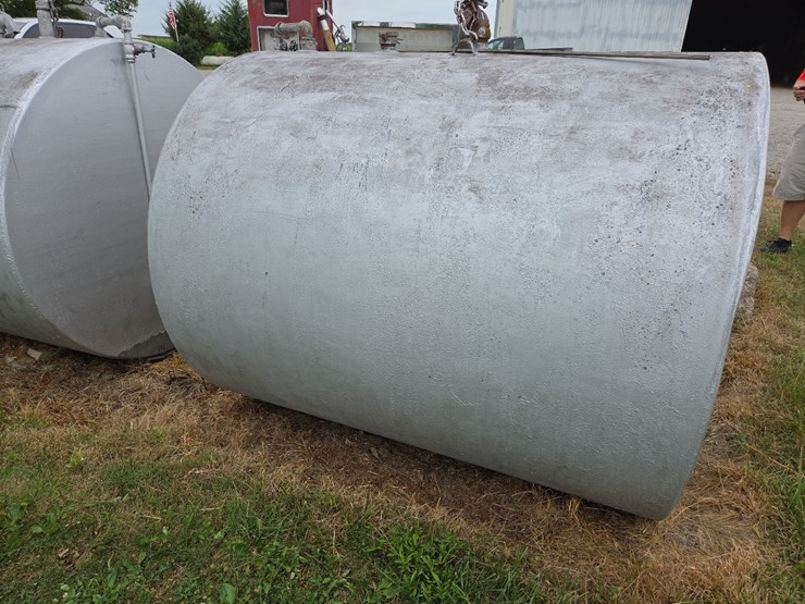 1000-gallon-fuel-tank-image-3