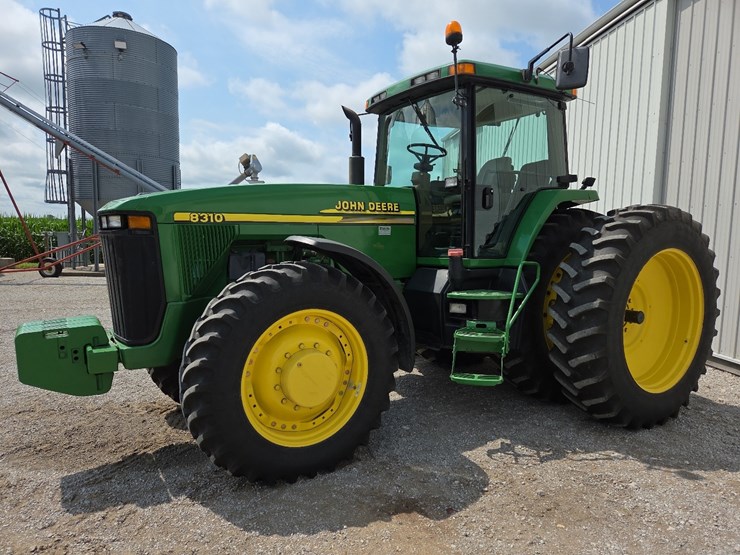 john-deere-8310-image-15