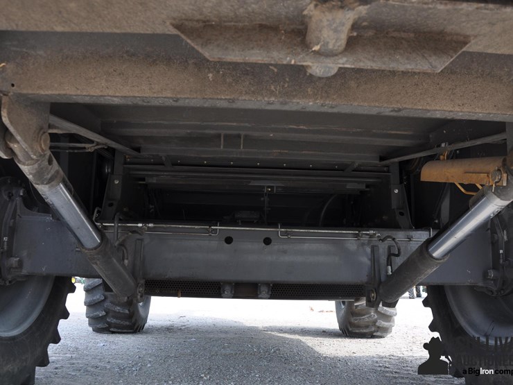 2012-massey-ferguson-9895-image-11