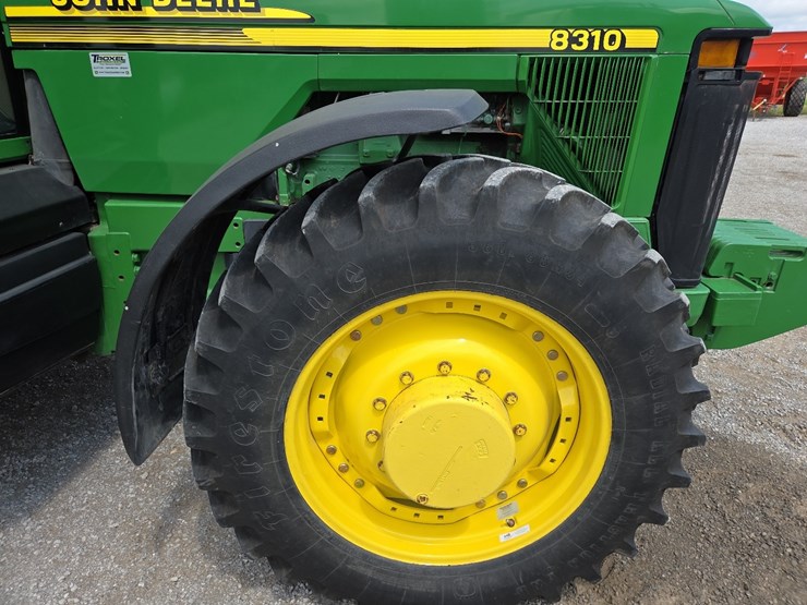 john-deere-8310-image-34