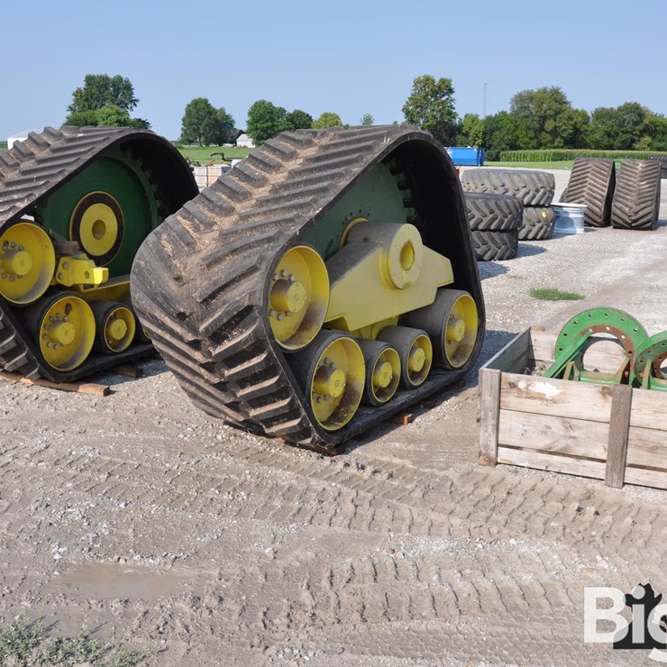 JOHN DEERE 2