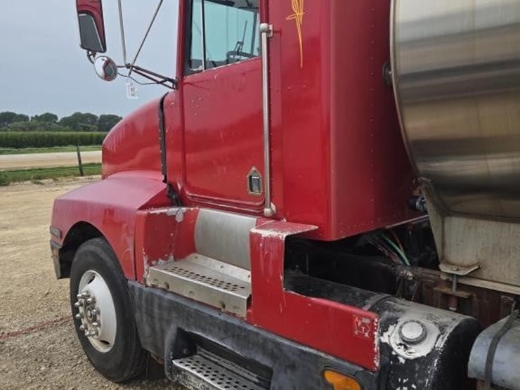 1989-kenworth-t600-image-15