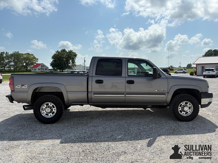 2006-chevrolet-silverado-2500hd-image-4