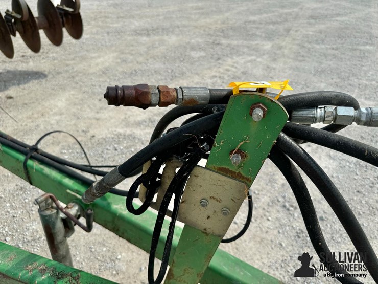john-deere-510-image-11