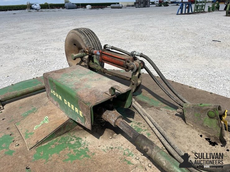 john-deere-227-image-15