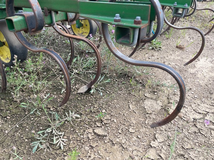 john-deere-825-image-7