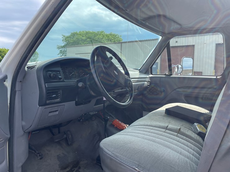1994-ford-f350-xl-image-9