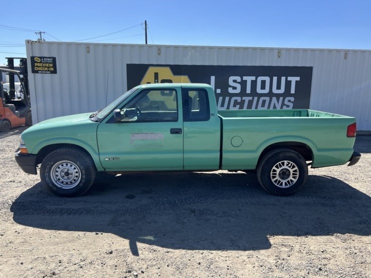 1998-chevrolet-s10-image-7