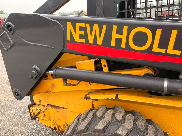 2003-new-holland-ls150-image-8